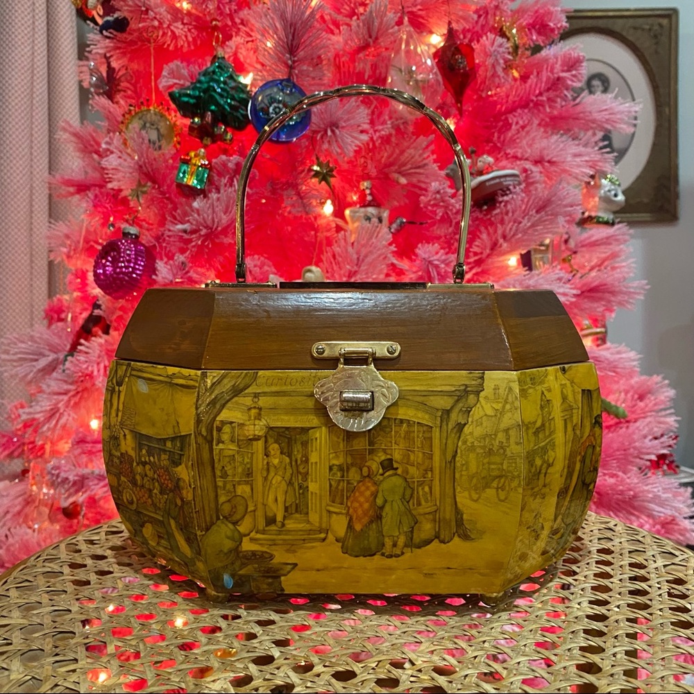 Vintage 1970s Decoupage Wood Octagon Box Purse
